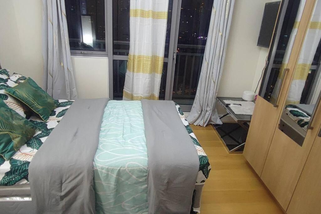 Aveline Suites Elite Rockwell View Acqua Private Residences Near Rockwell Makati Manila Exterior foto