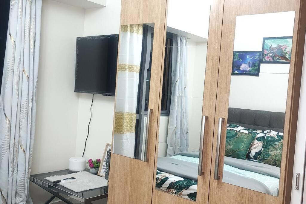 Aveline Suites Elite Rockwell View Acqua Private Residences Near Rockwell Makati Manila Exterior foto