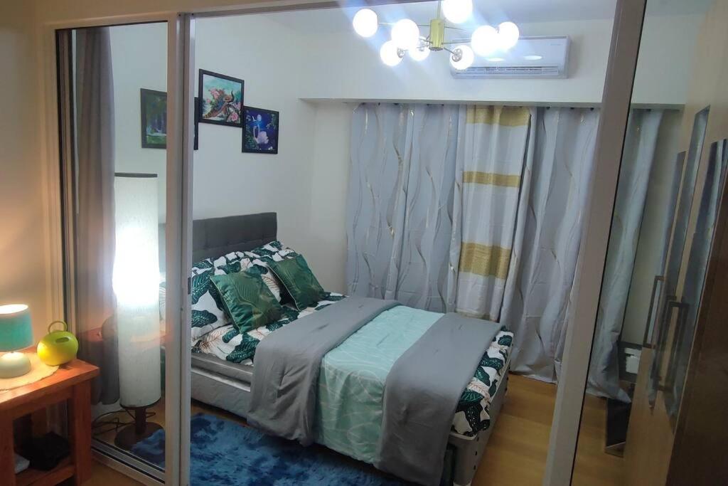 Aveline Suites Elite Rockwell View Acqua Private Residences Near Rockwell Makati Manila Exterior foto