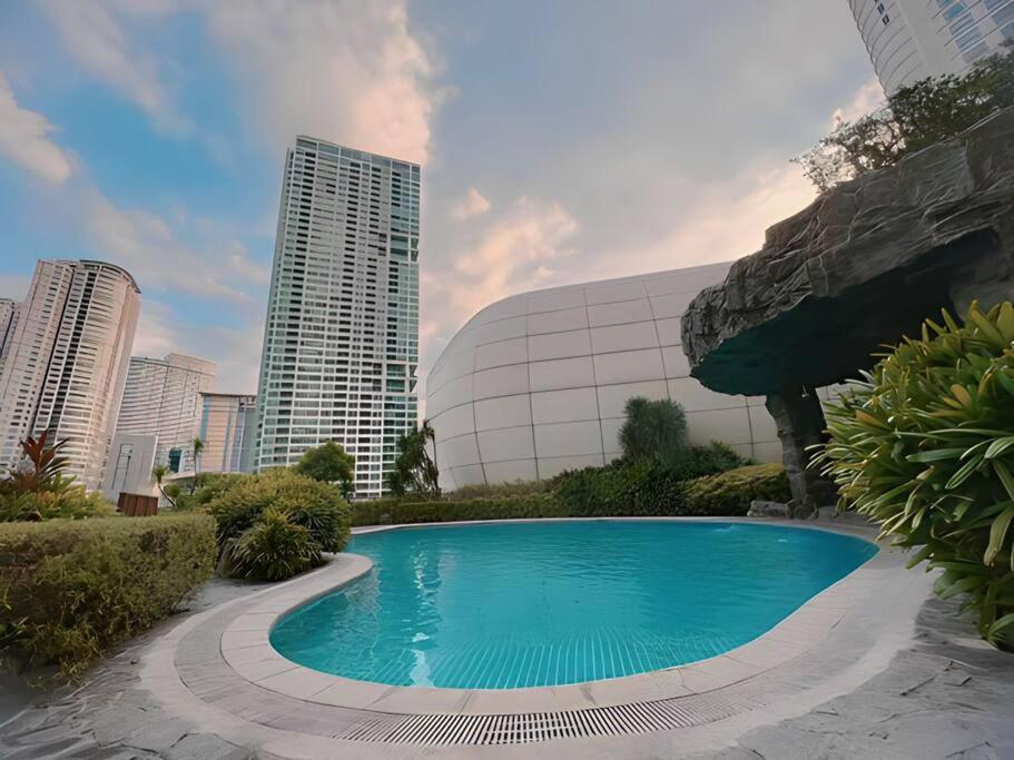 Aveline Suites Elite Rockwell View Acqua Private Residences Near Rockwell Makati Manila Exterior foto